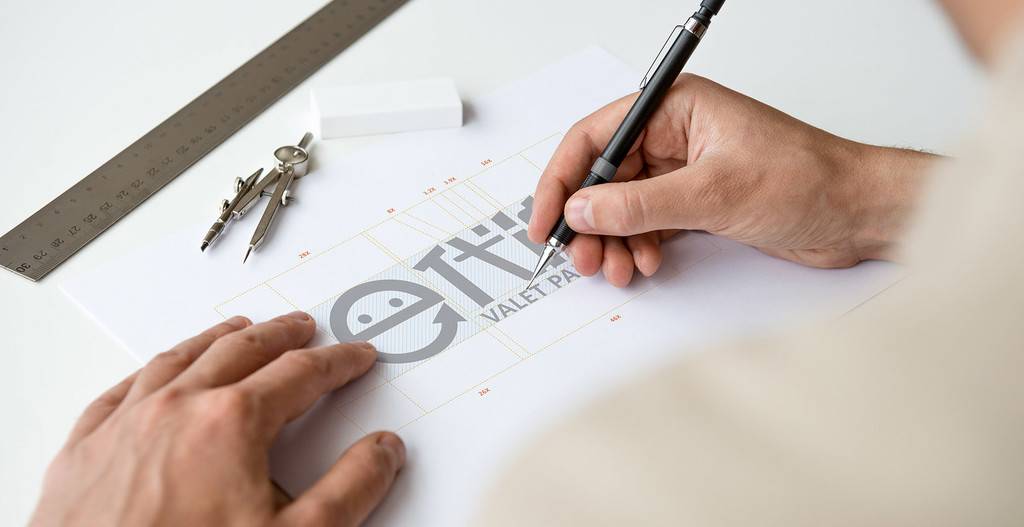 应对摩拜，北京公共自行车推出刷手机租车功能；10.99-16.99万元全新科鲁兹两厢版上市丨智驾晚报