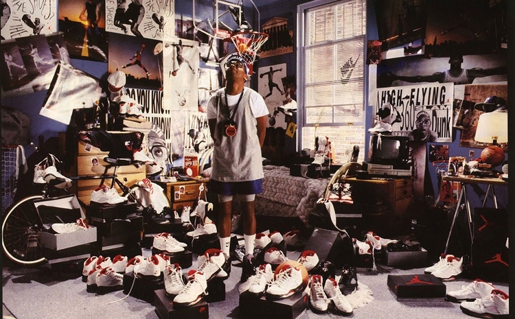 星巴克里面标志,星巴克图标的背后的意义