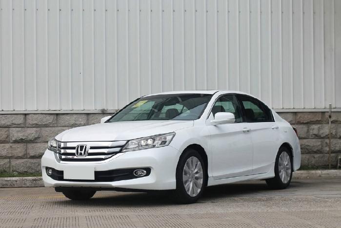 二手车教看车,师傅帮忙看车