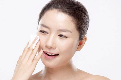 看脸的世界，你还满脸斑？