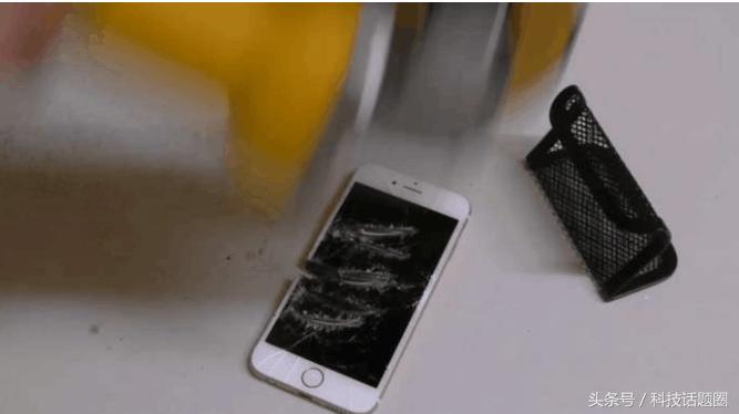 用砂轮机去虐iPhone会发生什么?