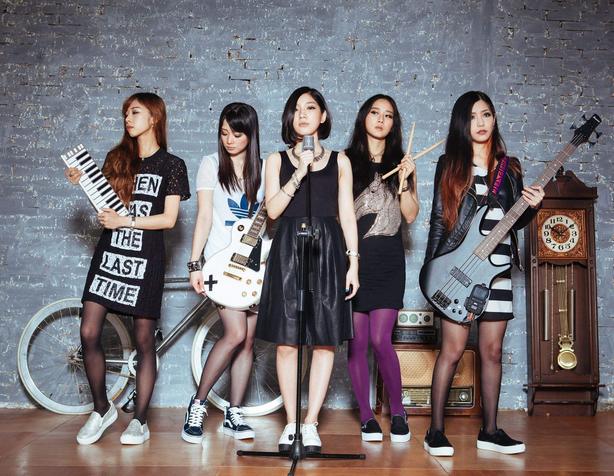 女孩子自学什么乐器比较好,女孩学哪一个乐器比较好