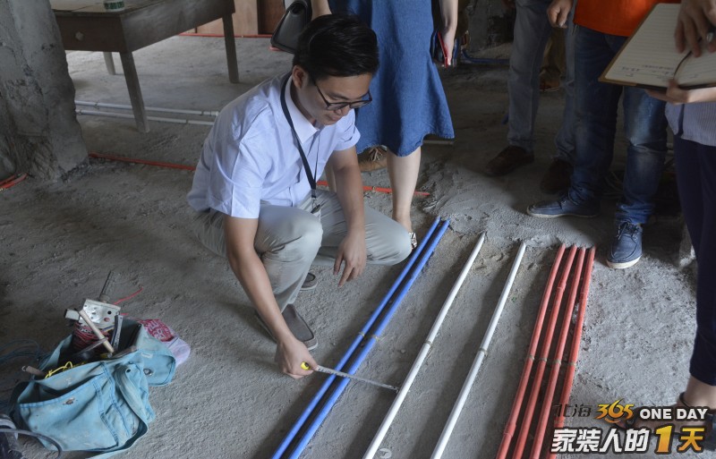 他拒绝业主抛出高薪去美国做工程监理的邀约，而是选择回北海