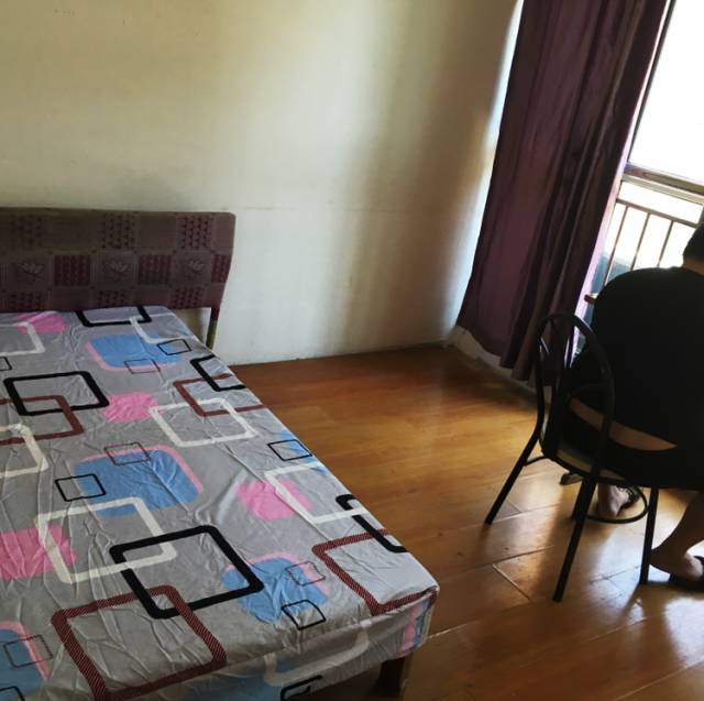 暗黑风格出租屋改造,暗黑房子出租