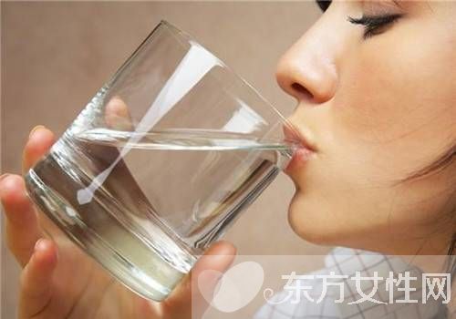 感冒嘴上起泡是什么原因,嘴上起泡是什么原因该怎么治疗