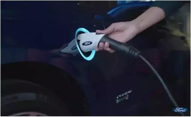 汽车品牌为啥那么多,汽车品牌烧钱为什么还参加赛事