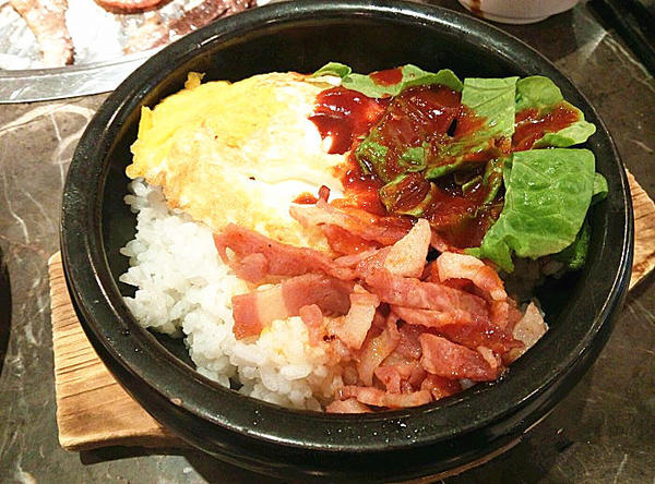 半张毛爷爷就能装逼的小馆子，让你剁手不吃土！