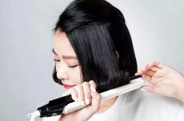 发型怎样打理不显秃头,发型快速打理教程