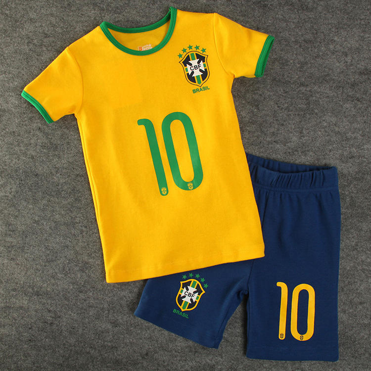 孩子怎样选择童装品牌,童装的选择和风格