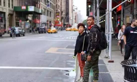 怎么才能学会单滑滑板,滑板初学者可以学的小技能