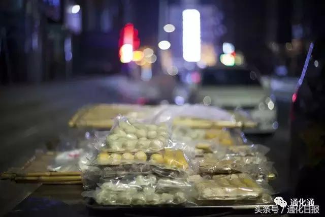 山城小巷红豆飘香｜“豆包西施”小萍的一天