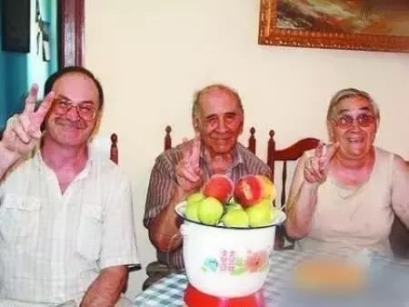 国人瞧不上的护肤品,我们平时看不起的国货在国外很火