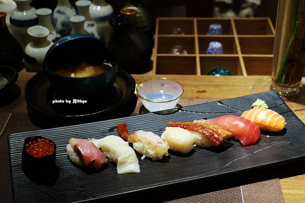 诱惑人心握寿司，带来心动的喜悦