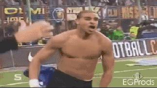 梅阿查国王阿德里亚诺低谷,阿德里亚诺重返梅阿查视频