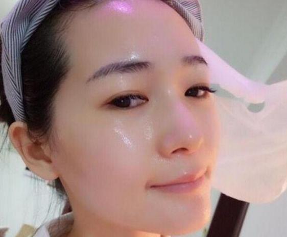 为啥敷面膜的时候反而感觉好看,为什么敷面膜越来越差