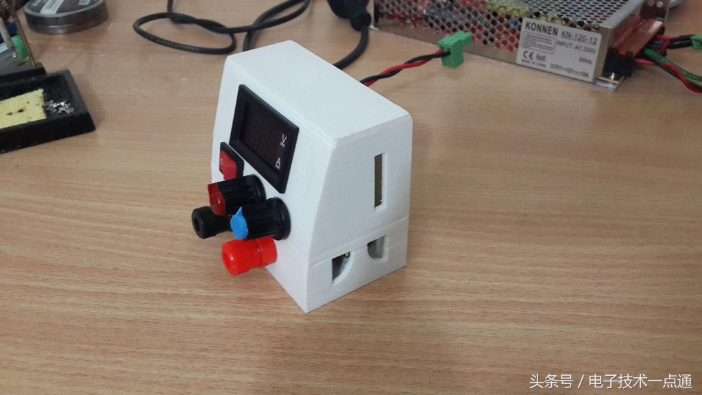 自制一个简单直流电源,自己动手制作一个简易电源