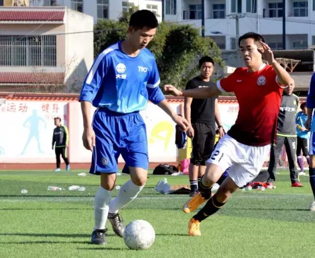 足球凝聚民族团结,足球构建核心力量