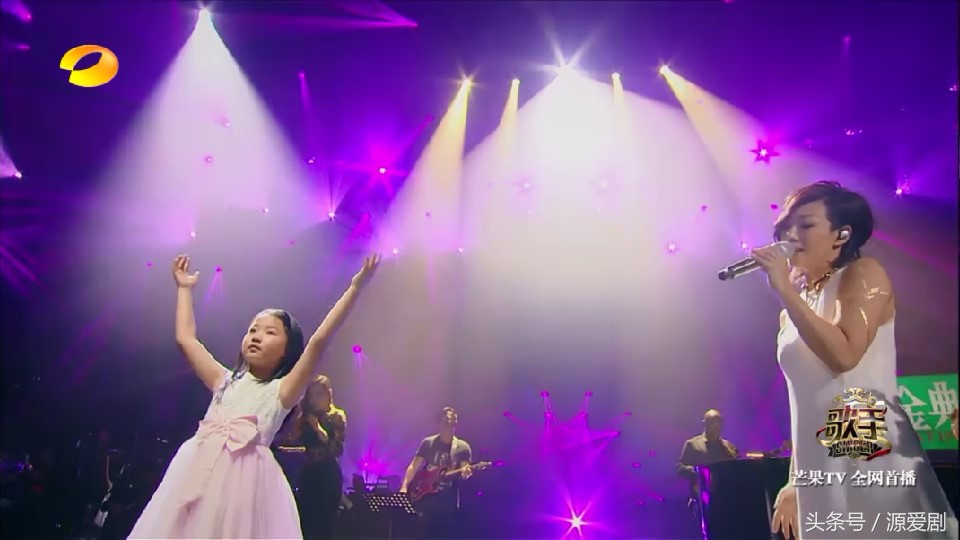 《歌手》第五期,林忆莲、谭晶惊艳,林志炫侧田双补入,赵雷淘汰