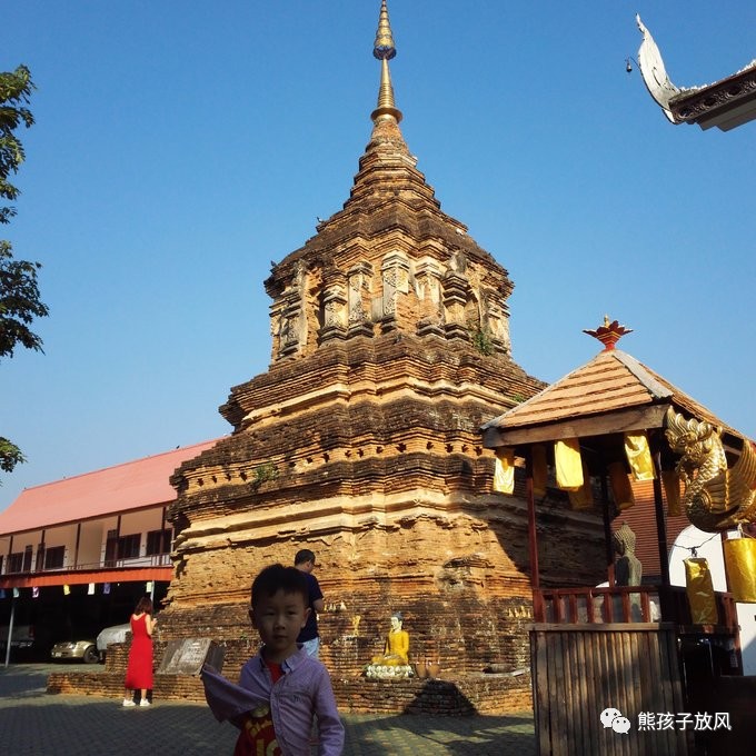 能在异国被警察抓也没谁了吧？这是我的清迈，和你去的不一样！