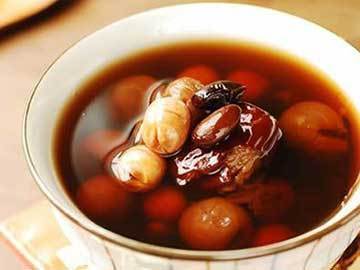 浪漫春季，点亮女孩儿红润气色的1款好物