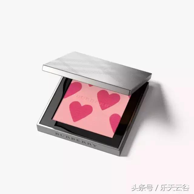 burberry气垫唇釉10号色平替,burberry唇釉93号色有两种吗