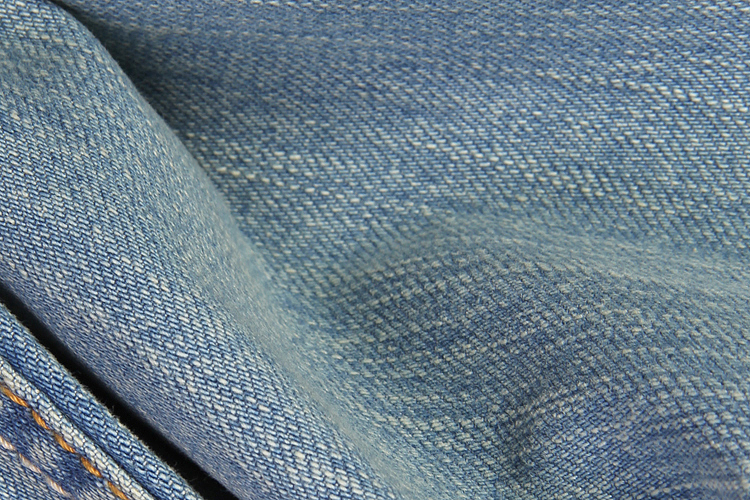 容易磨破的牛仔裤,牛仔裤怎么避免磨烂