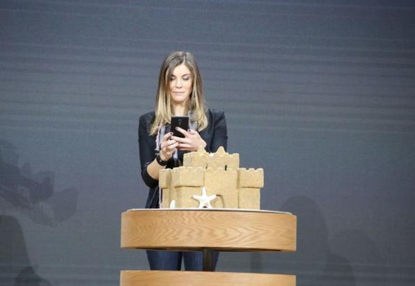 微软超神级一体机SurfaceStudio你会买么