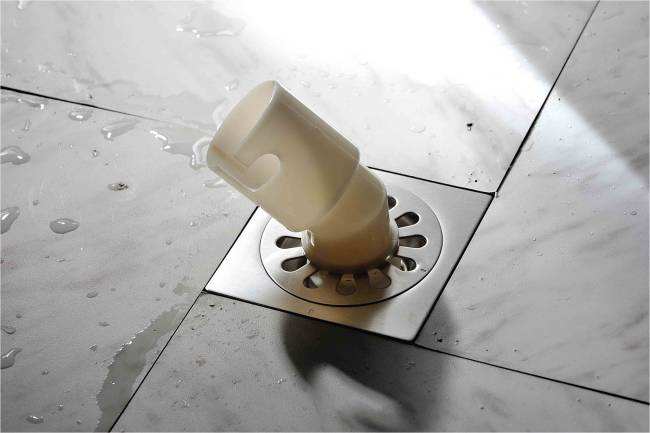 装修下水地漏如何处理,新装修卫生间地漏下水慢怎么处理