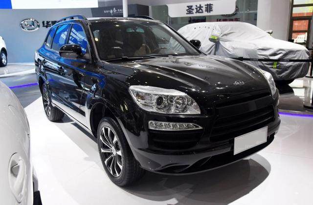 这款6万多起的suv加长又增配,这款suv性价比超高外形小巧精致