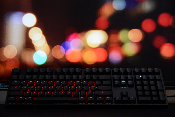 ikbc机械键盘c104黑轴,ikbc跟樱桃机械键盘的区别