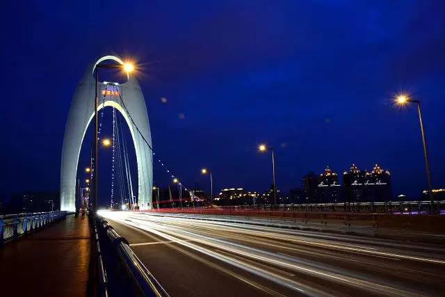 原来最甜蜜的事，是在广州寻找我们的LaLaLand