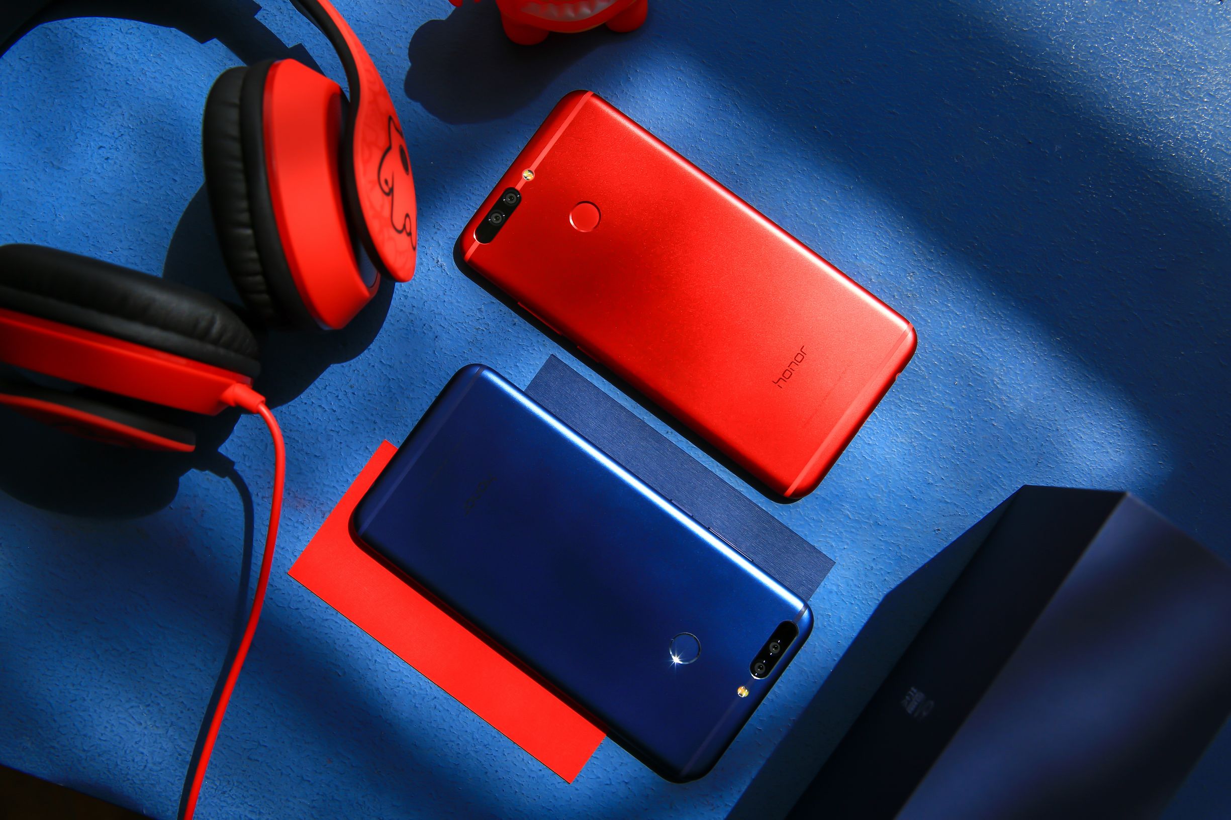 华为mate9对比荣耀,华为mate9麒麟960处理器玩吃鸡