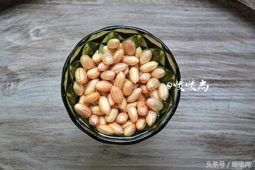 怎样去核桃皮渍,有没有快速去核桃皮的方法