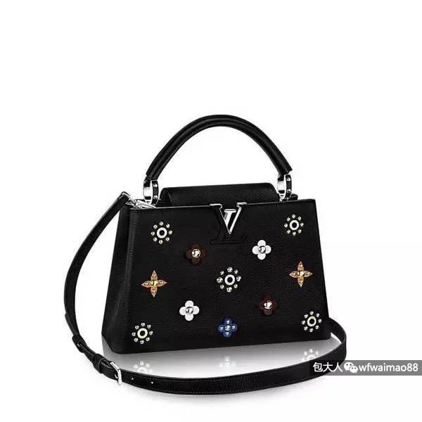 dior和lv包包选哪个,dior与prada的区别