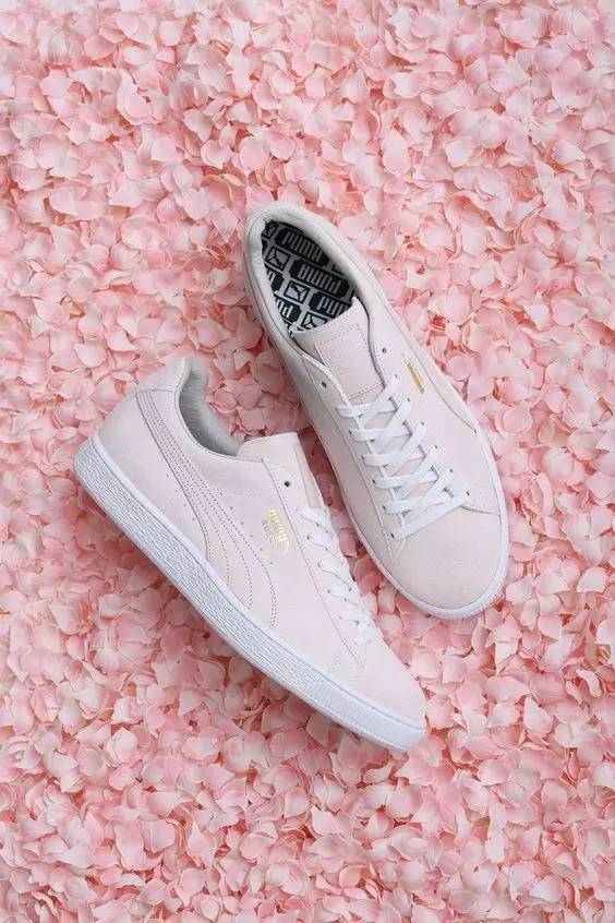 粉色大牌鞋子推荐,情侣鞋潮鞋品牌推荐