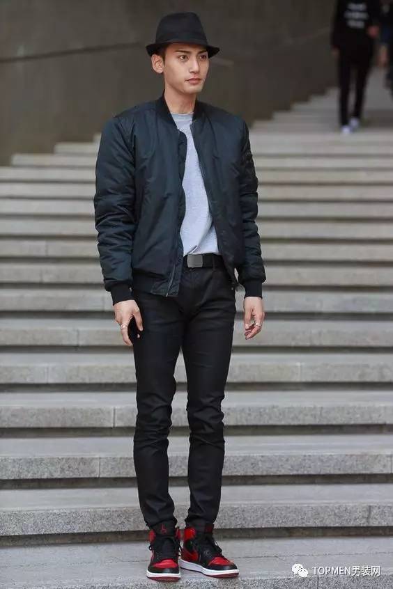 瘦子穿衣服撑不起来怎样改变,瘦子穿衣服撑不起来怎么锻炼