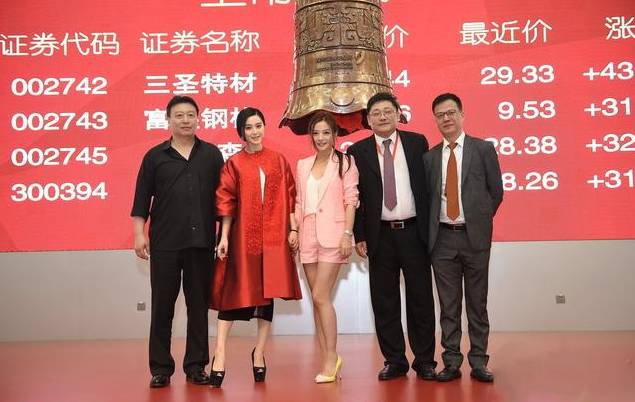 赵薇空手套白狼赚了多少,赵薇空手套白狼事件赚了多少钱