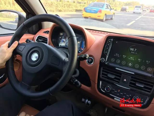 咦?福州竟默默上了一批共享汽车!怎么开?比租车好在哪?只花1元的体验报告就在这儿……