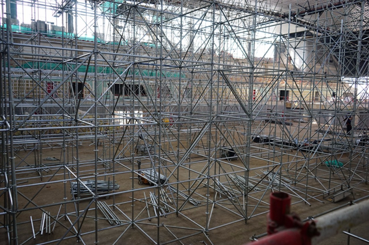 黄龙体育中心跳水馆几月份开,黄龙体育馆和五环体育馆哪个更大