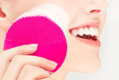 foreo洁面仪哪个更实用,最新foreo触感洁面仪使用说明