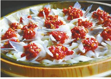 如果不行来两顿,如果一顿火锅解决不了那就两顿