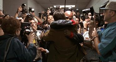 帅气经纪人推倒单身靓妈，Youhadmeathello