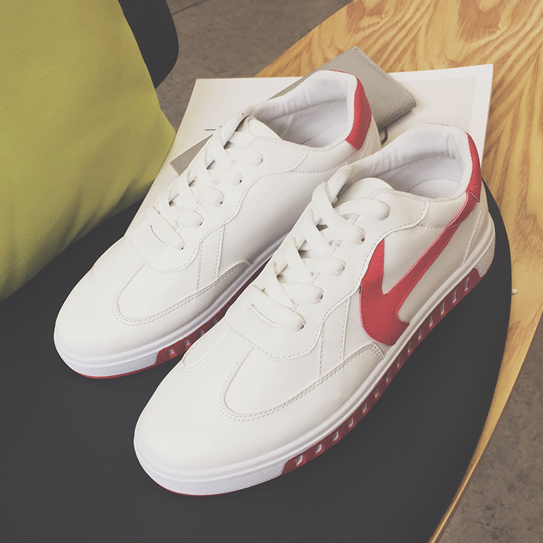 开春白色板鞋女,今年火爆的板鞋冬款