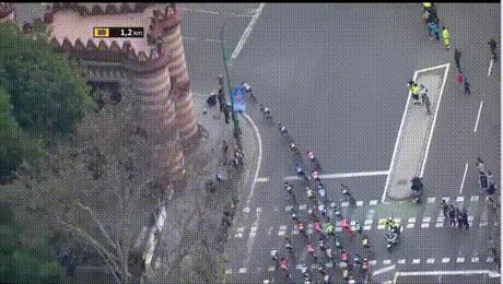 老婆，我没在总公司，我在分公司呢