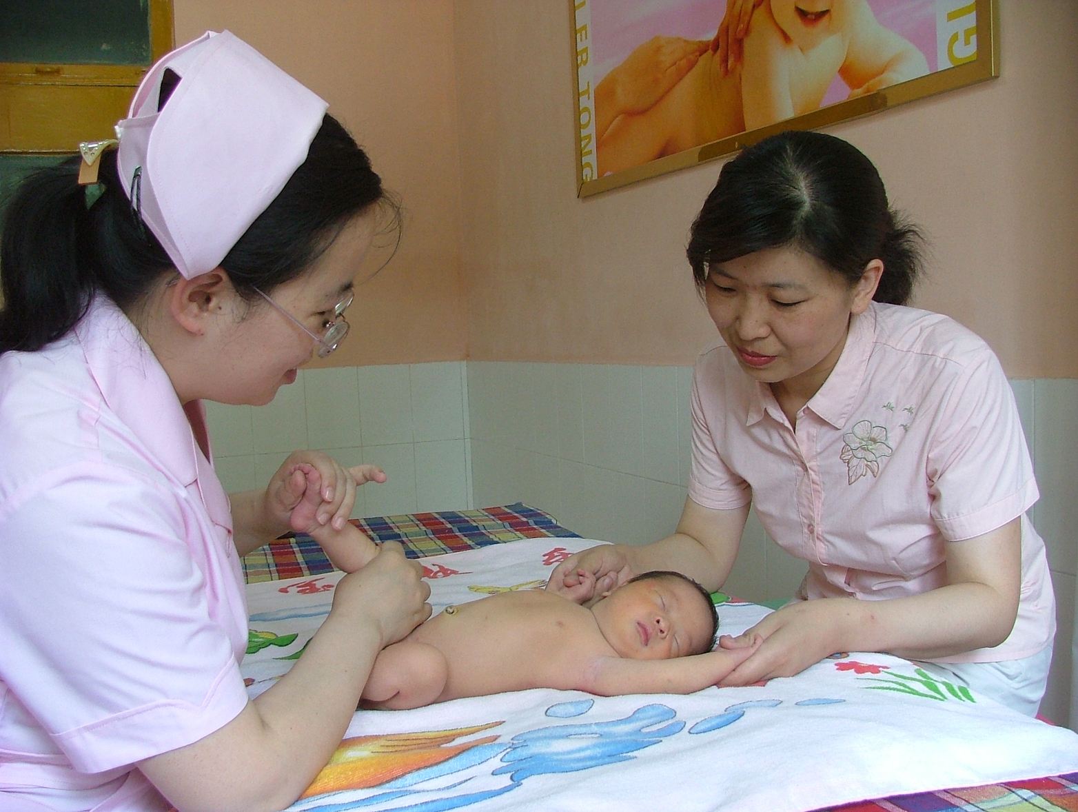 生娃后注意什么饮食,生了小孩坐月子要注意什么