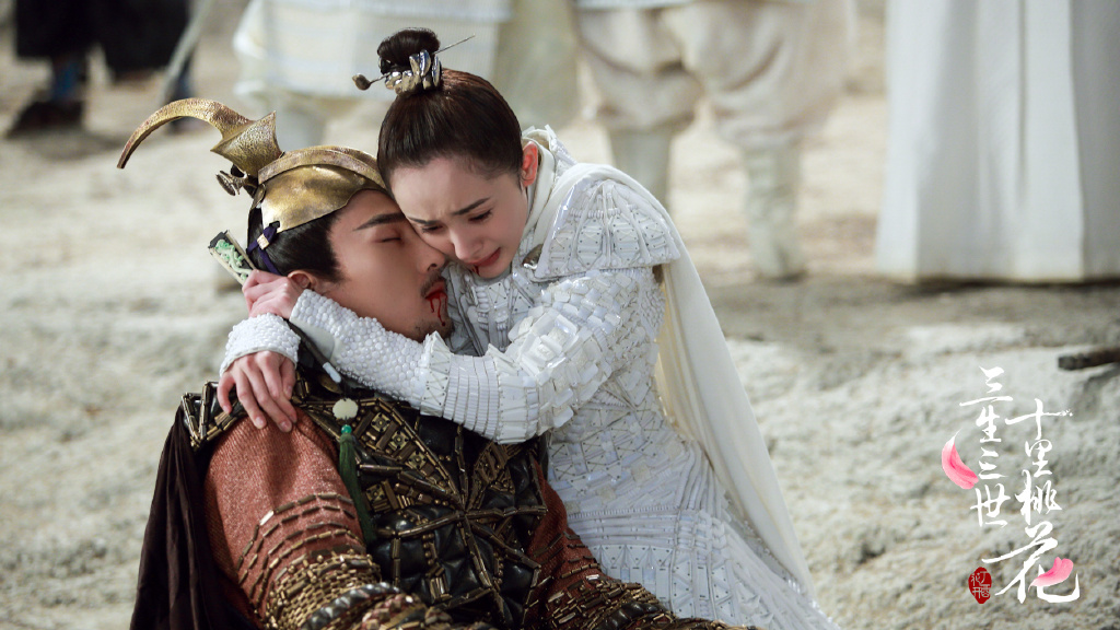 《三生三世十里桃花》墨渊醒了，却终究是睡得太早醒得太迟