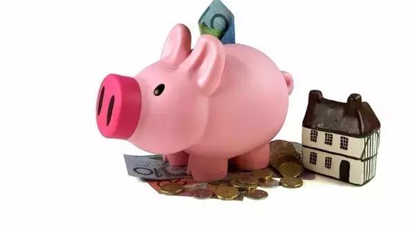 如何跟金融女孩聊天,怎么和金融女的聊天