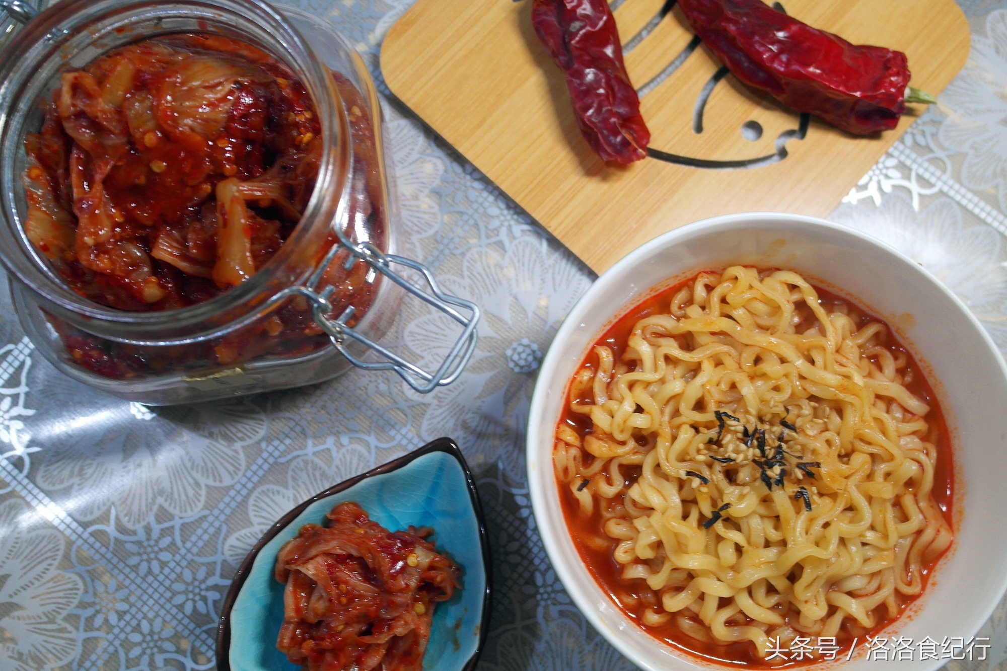 深夜美食推荐韩国辣白菜,新鲜辣白菜推荐