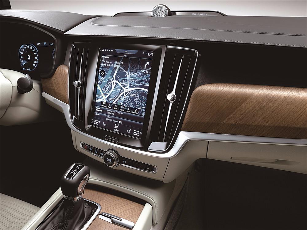 跃龙在渊——试驾VOLVOS90