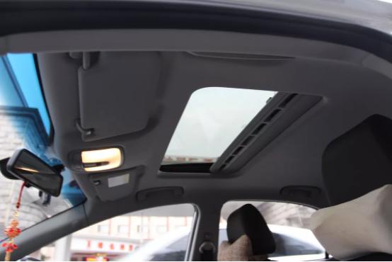 荣威3601.5自动升挡慢,荣威360手动1.5使用说明书